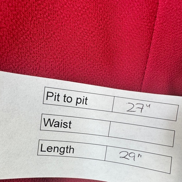 💎 Pennington's Elegant Red V-Neck Blouse - Picture 8 of 9